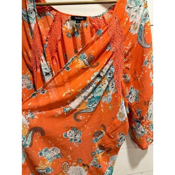 Torrid Kimono Peach Open Front Lace Lightweight 1/2 1x-2x - Picture 5 of 6